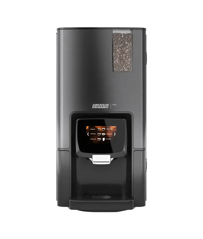 En moderne, svart Bravilor Bonamat Sego kaffemaskin med digitalt display og gjennomsiktig bønnerom, isolert på hvit bakgrunn.